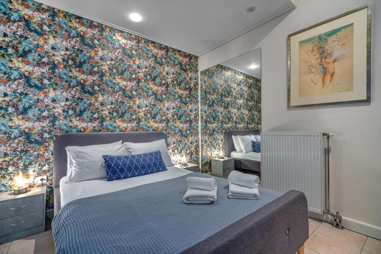 Zen Hotel Athena Bagian luar foto