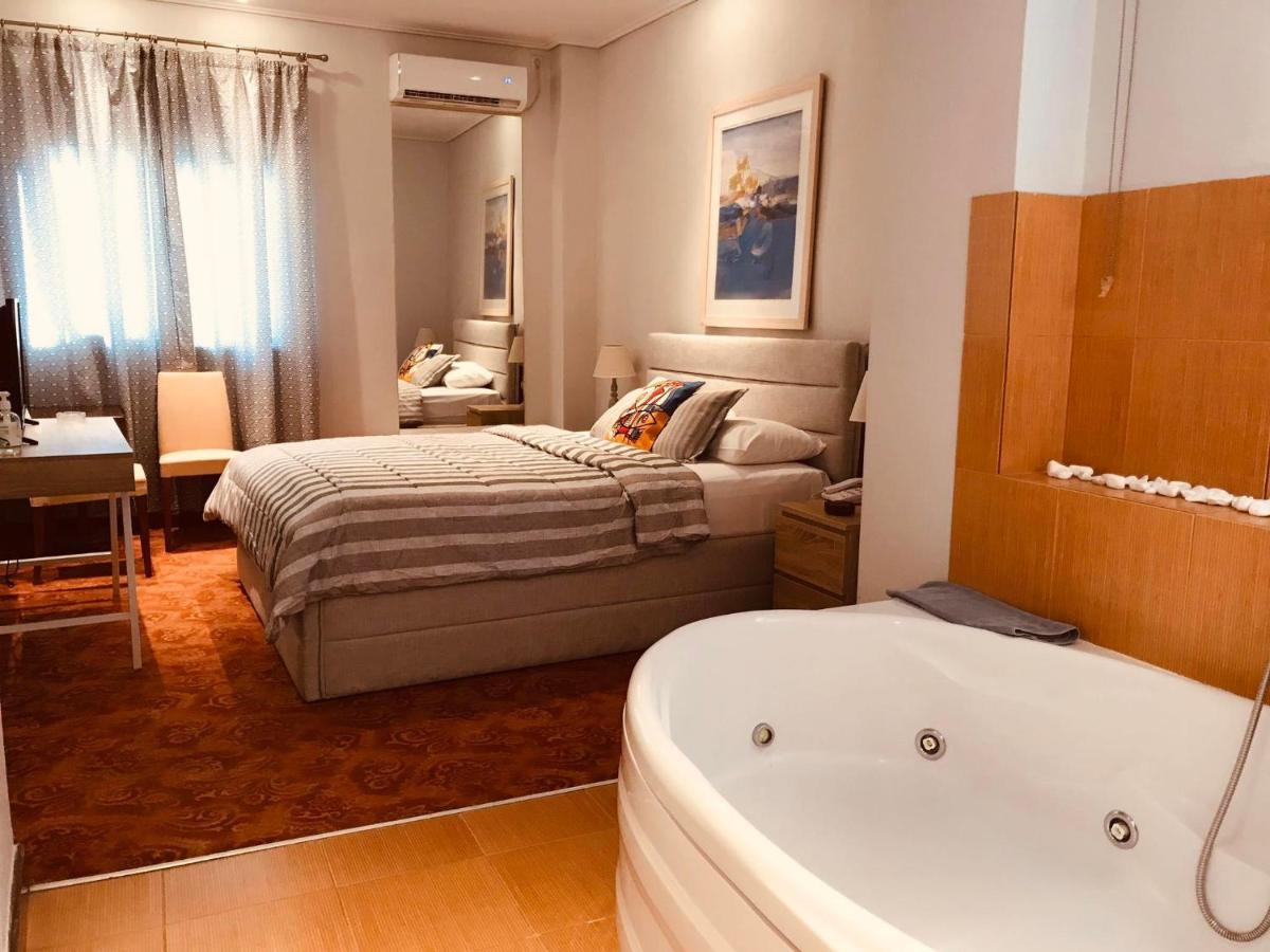 Zen Hotel Athena Bagian luar foto