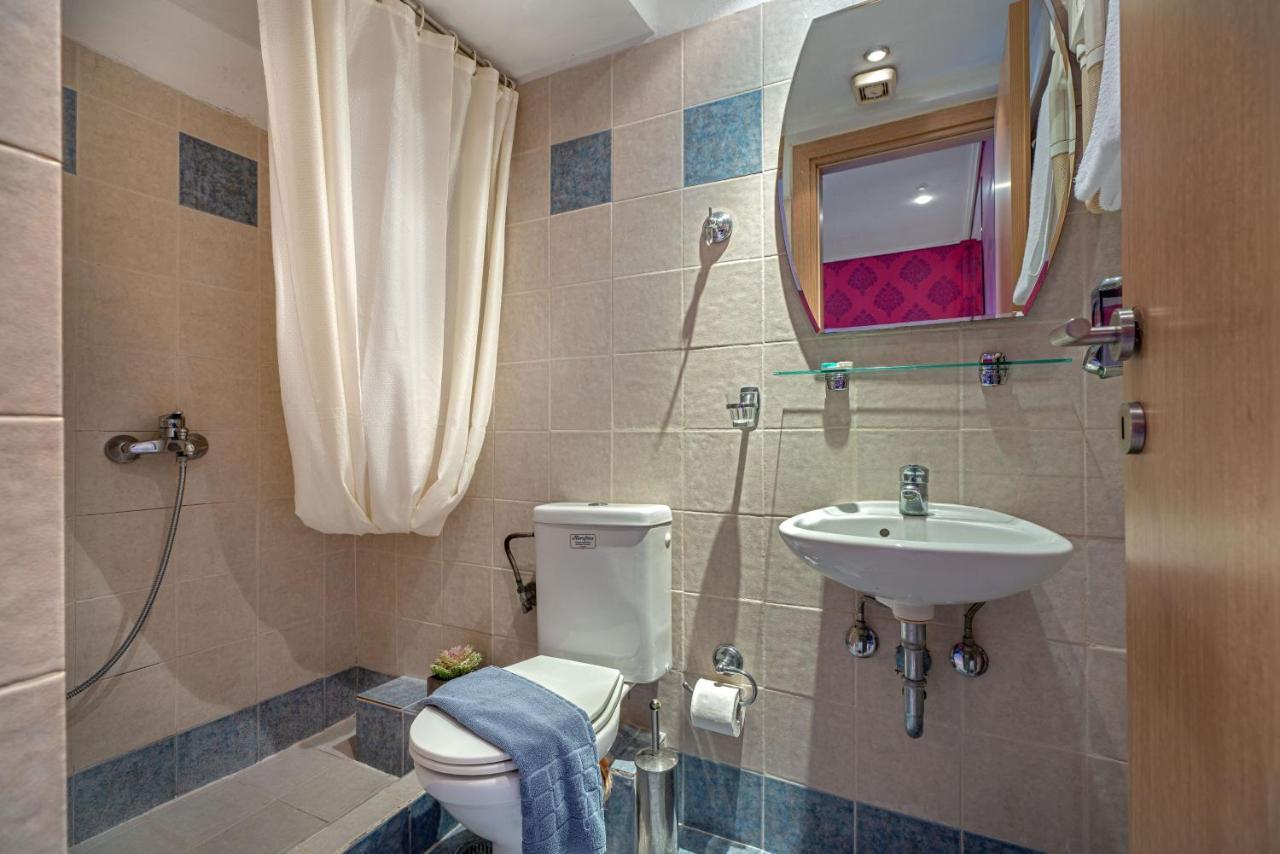 Zen Hotel Athena Bagian luar foto